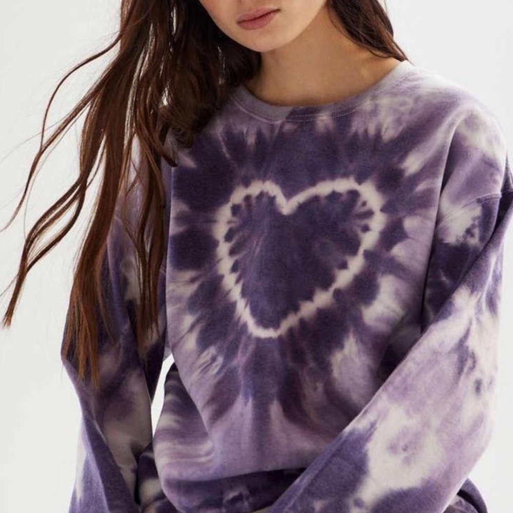 Urban outfitters purple crew neck size small oversized fit new